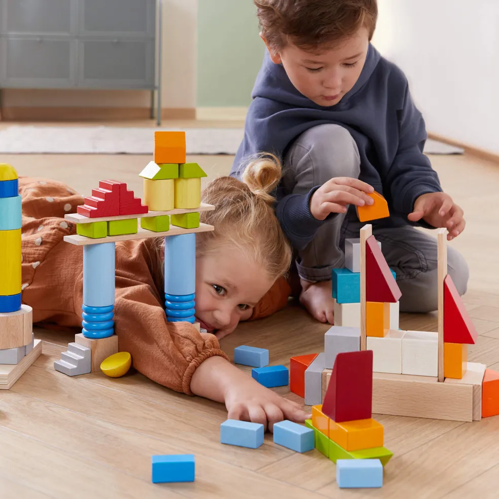 Colored Wooden Building Blocks - 85 Piece Set