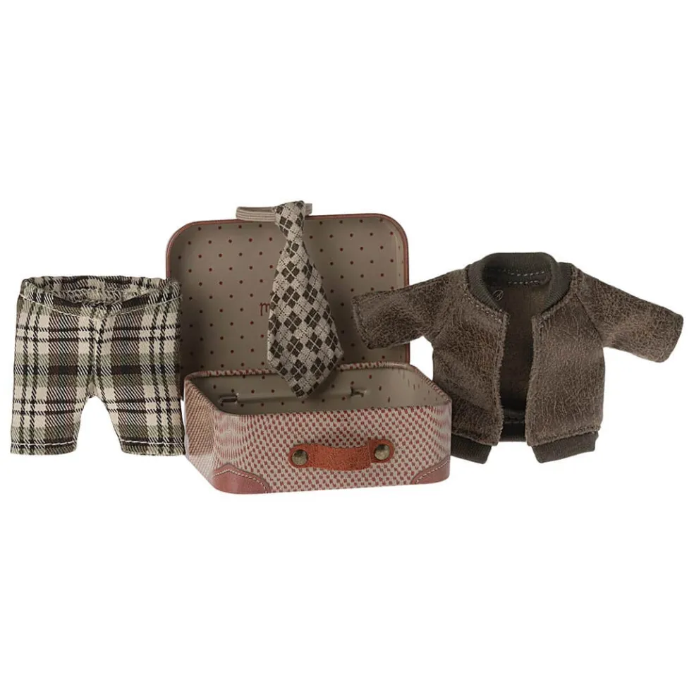 Jacket, Pants and Tie in a Suitcase - Grandpa Mouse