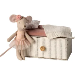 Little Sister Dance Mouse with Daybed