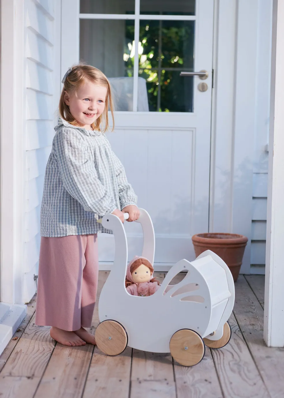 Sweet Wooden Swan Doll Stroller